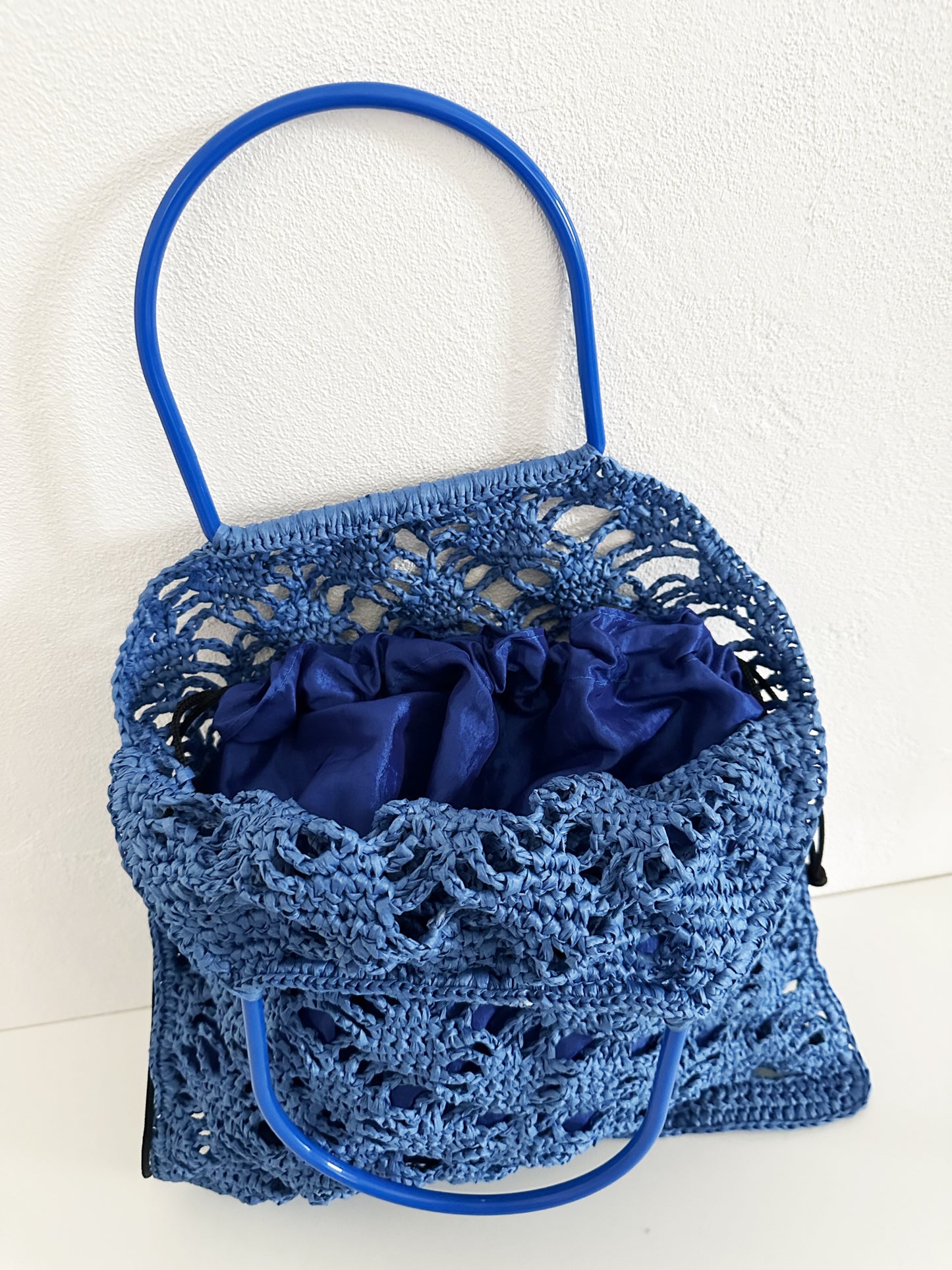 Sac filet en raphia bleu vif , sac filet avec pochon , sac shoping